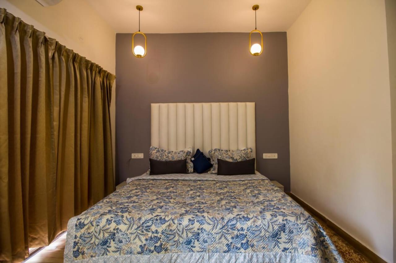 Hotel The Me Ra Kee House à Morjim Extérieur photo
